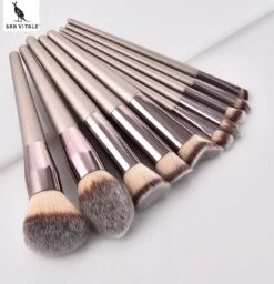 San Vitale® - Luxe Professionele Make Up Kwasten Set - Make Up Brush - Vegan Penselen - Inclusief Pouch - Make Up Pouch Met 10-delig Penselen Set - Champagne/goud 20 San Vitale® - Luxe Professionele Make Up Kwasten Set - Make Up Brush - Vegan Penselen - Inclusief Pouch - Make Up Pouch Met 10-delig Penselen Set - Champagne/goud -Bekend Cosmetica Winkel 1160x1200 13