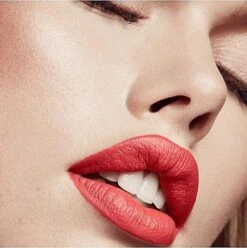 FENTY BEAUTY Stunna Lip Paint Longwear Fluid Lip Color — Unattached 7 FENTY BEAUTY Stunna Lip Paint Longwear Fluid Lip Color — Unattached -Bekend Cosmetica Winkel 1195x1200 4