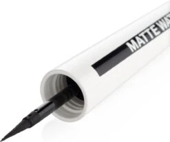 Maybelline Master Ink Matte Waterproof - Black - Eyeliner -Bekend Cosmetica Winkel 1200x1002