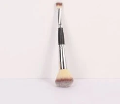 Foundation - Poeder - Make-up Kwast- Foundation Kwast - Concealer Kwast 3-in 1 - Must-have - Cadeau - Verjaardag - Populair - Trendy - Efficiënt - Tijdbesparend -Bekend Cosmetica Winkel 1200x1040 5