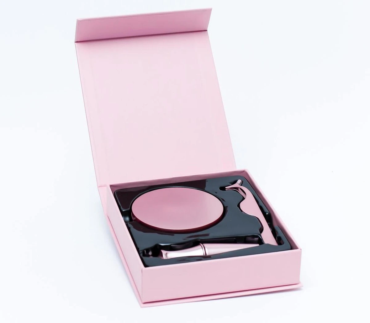 Luxe Magnetische Eyeliner + Magnetische Wimpers Set – Zwart Miami - Wimpers Zonder Lijm - 3D Nepwimpers - Magnetische Eyeliner - Herbruikbare Wimpers – Eyelashes - Magnetisch - Zwarte Wimpers - Wimper Magneet - Pincet - Giftbox - Cadeau Tip 12 Luxe Magnetische Eyeliner + Magnetische Wimpers Set – Zwart Miami - Wimpers Zonder Lijm - 3D Nepwimpers - Magnetische Eyeliner - Herbruikbare Wimpers – Eyelashes - Magnetisch - Zwarte Wimpers - Wimper Magneet - Pincet - Giftbox - Cadeau Tip - Afbeelding 10