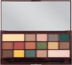 Makeup Revolution I Love Revolution Oogschaduw Palette - Mint Chocolate -Bekend Cosmetica Winkel 1200x1080 2