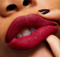 MAC Cosmetics Matte Lippenstift - D For Danger -Bekend Cosmetica Winkel 1200x1125 2