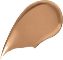 Max Factor Facefinity Lasting Performance Foundation 110 Honey -Bekend Cosmetica Winkel 1200x1137 3