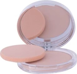 Clinique - STAY MATTE SHEER Powder 01-stay Buff 7.6 Gr -Bekend Cosmetica Winkel 1200x1158 6