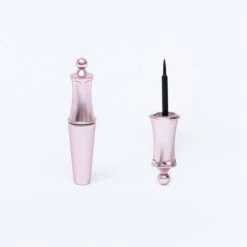 Luxe Magnetische Eyeliner + Magnetische Wimpers Set – Zwart Miami - Wimpers Zonder Lijm - 3D Nepwimpers - Magnetische Eyeliner - Herbruikbare Wimpers – Eyelashes - Magnetisch - Zwarte Wimpers - Wimper Magneet - Pincet - Giftbox - Cadeau Tip 17 Luxe Magnetische Eyeliner + Magnetische Wimpers Set – Zwart Miami - Wimpers Zonder Lijm - 3D Nepwimpers - Magnetische Eyeliner - Herbruikbare Wimpers – Eyelashes - Magnetisch - Zwarte Wimpers - Wimper Magneet - Pincet - Giftbox - Cadeau Tip -Bekend Cosmetica Winkel 1200x1199 3