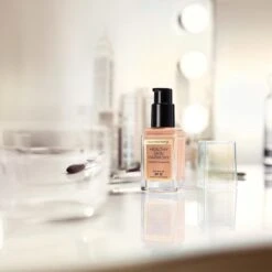 Max Factor Healthy Skin Harmony Foundation - 85 Caramel -Bekend Cosmetica Winkel 1200x1200 1143