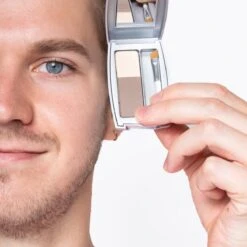 Herome Eye Care Wenkbrauw Poeder Taupe - Compact Brow Powder - Waterproof Verrijkt Met Panthenol - Volumineuze Wenkbrauwen -Bekend Cosmetica Winkel 1200x1200 1665