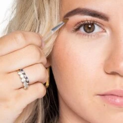 Herome Eye Care Wenkbrauw Poeder Zwart - Compact Brow Powder Nearly Black - Waterproof Verrijkt Met Panthenol - Volumineuze Wenkbrauwen In Een Handomdraai -Bekend Cosmetica Winkel 1200x1200 1673