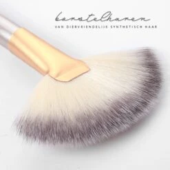 Evvie 24-delige Make-up Kwastenset - Beige/Goud - In Etui Marble -Bekend Cosmetica Winkel 1200x1200 1805