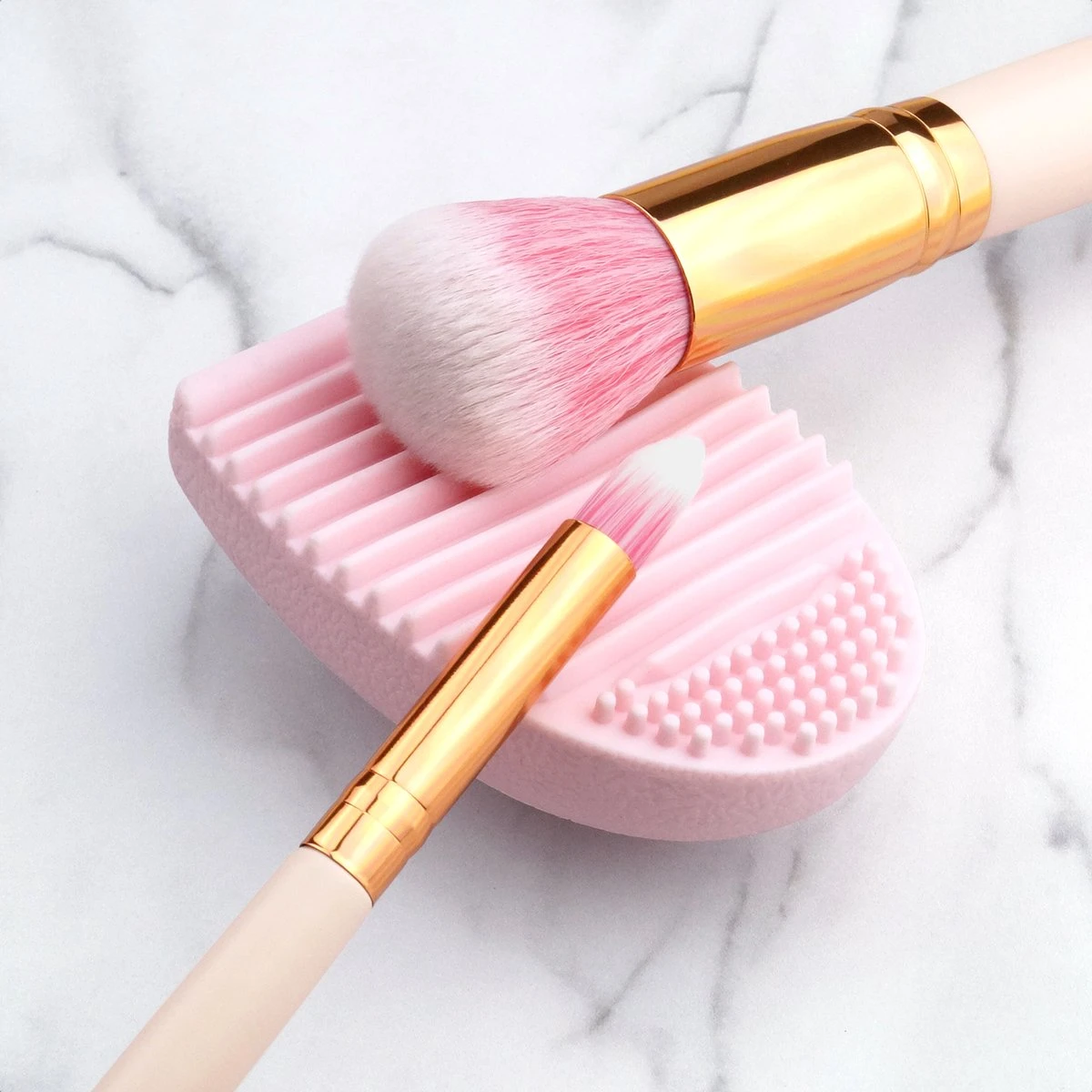 Make Up Kwasten Reiniger - Brush Cleaner - Roze 6 Make Up Kwasten Reiniger - Brush Cleaner - Roze - Afbeelding 4