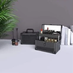 Make Up Koffer- Make Up Organizer- Beautycase -zwart -Make-upkoffer- Multifunctionele Koffer- Make-upkoffer- Sieradenkoffer- Kapperskoffer- Afneembare Schouderriem- Klassieke Zwarte Beautycase -Bekend Cosmetica Winkel 1200x1200 2592