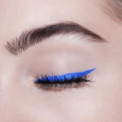 Bourjois Liner Pinceau Eyeliner - 04 Bleu Pop Art -Bekend Cosmetica Winkel 1200x1200 597