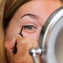 Bourjois Liner Pinceau Liquid Waterproof Eyeliner - 003 Gris Minimaliste 22 Bourjois Liner Pinceau Liquid Waterproof Eyeliner - 003 Gris Minimaliste -Bekend Cosmetica Winkel 1200x1200 633