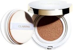 Clarins Everlasting Cushion - Foundation - SPF50 - 112 Amber -Bekend Cosmetica Winkel 1200x821