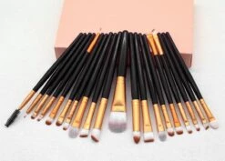 Evvie 20-delige Make-up Kwasten Set - Goud Zwart -Bekend Cosmetica Winkel 1200x859 2