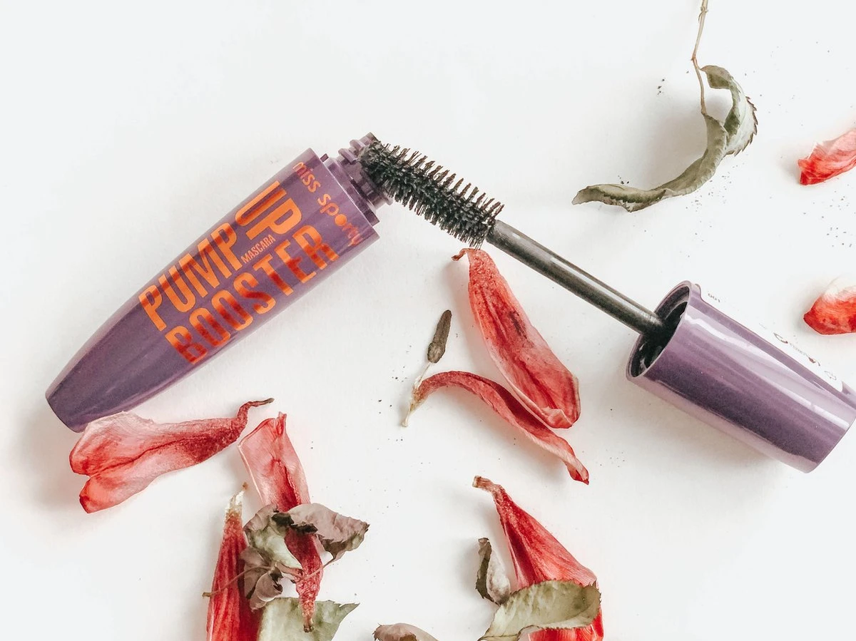 Miss Sporty Pump Up Booster - 01 Extra Black - Zwart - Mascara 5 Miss Sporty Pump Up Booster - 01 Extra Black - Zwart - Mascara - Afbeelding 3