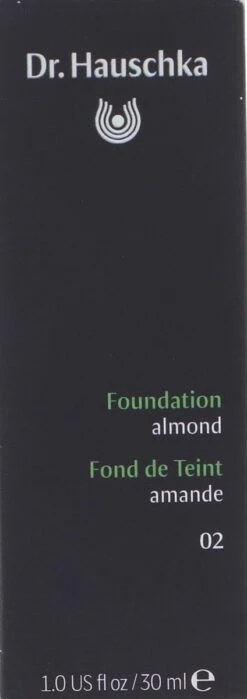 Dr. Hauschka - Foundation - 02 Almond -Bekend Cosmetica Winkel 424x1200 1