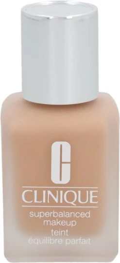 Clinique Superbalanced Foundation - 04 Cream Chamois -Bekend Cosmetica Winkel 550x1200 4