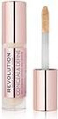 Makeup Revolution - Conceal & Define Concealer C1 -Bekend Cosmetica Winkel 586x1200 2