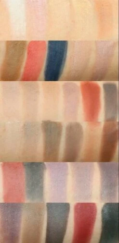 Makeup Revolution Flawless Matte 2 Oogschaduw Palette -Bekend Cosmetica Winkel 591x1200 1