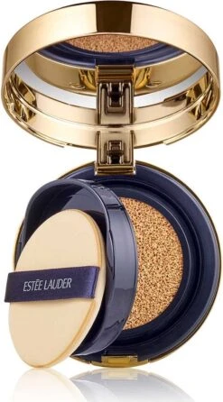 Estée Lauder Double Wear Soft Glow Matte Cushion Makeup Plus 1 Refil SPF 45/+++ (2 X 12g) 10 Estée Lauder Double Wear Soft Glow Matte Cushion Makeup Plus 1 Refil SPF 45/+++ (2 X 12g) -Bekend Cosmetica Winkel 664x1200 5