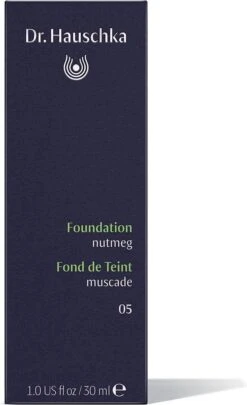Dr. Hauschka - Foundation - 05 Chestnut 12 Dr. Hauschka - Foundation - 05 Chestnut -Bekend Cosmetica Winkel 732x1200 5