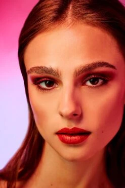 L’Oréal Paris Paris Electric Nights Superliner Matte Signature Eyeliner - Limited Edition – 11 Red Signature – Rood -Bekend Cosmetica Winkel 800x1200 3