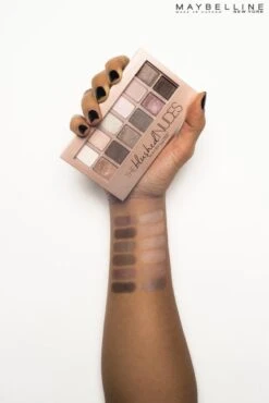 Maybelline The Blushed Nudes OogschaduwPalette - 12 Roze Nude Tinten -Bekend Cosmetica Winkel 801x1200 4