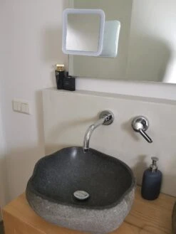 Vergroot Make Up En Scheer Spiegel Met LED Verlichting Vierkant - 10x Vegroting En Natuurlijk Licht Voor Cosmetica/Scheren/Epileren - 360° Graden Verstelbare Zuignap En Wandbevestiging 15 Vergroot Make Up En Scheer Spiegel Met LED Verlichting Vierkant - 10x Vegroting En Natuurlijk Licht Voor Cosmetica/Scheren/Epileren - 360° Graden Verstelbare Zuignap En Wandbevestiging -Bekend Cosmetica Winkel 900x1200 48