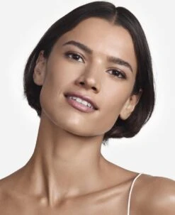 Clinique - Even Better Refresh Makeup Moisturizing & Regenerating Face Primer Cn70 Vanilla 30Ml -Bekend Cosmetica Winkel 979x1200 2